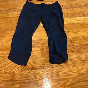 Athleta mesh side leggings